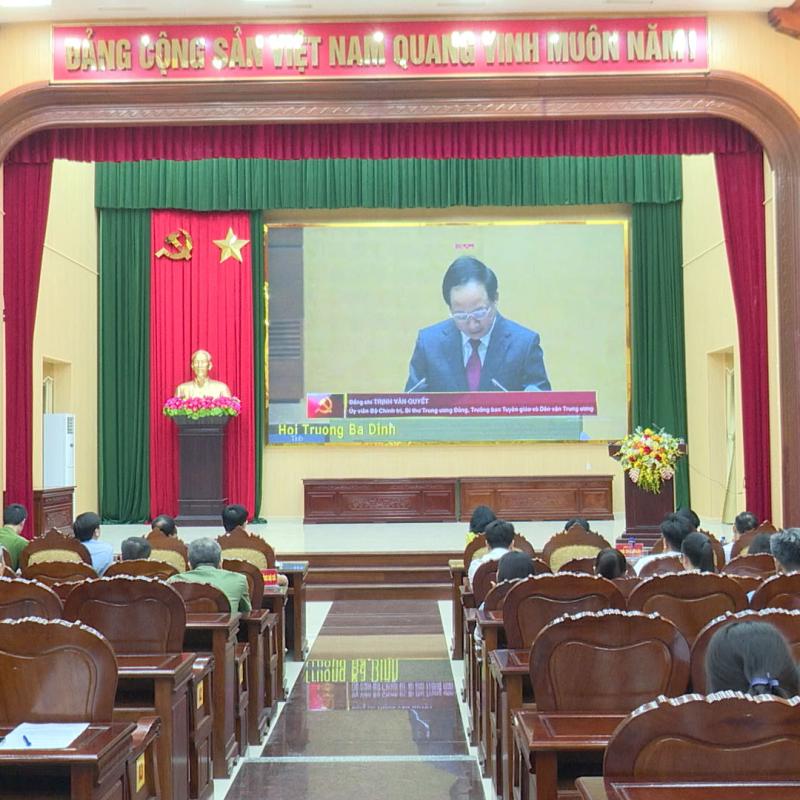 VIDEO: XÃ VĨNH TRỤ DỰ HỘI NGHỊ TOÀN QUỐC NGHIÊN CỨU, HỌC TẬP, QUÁN TRIỆT VÀ TRIỂN KHAI THỰC HIỆN NGHỊ QUYẾT HỘI NGHỊ TRUNG ƯƠNG 2