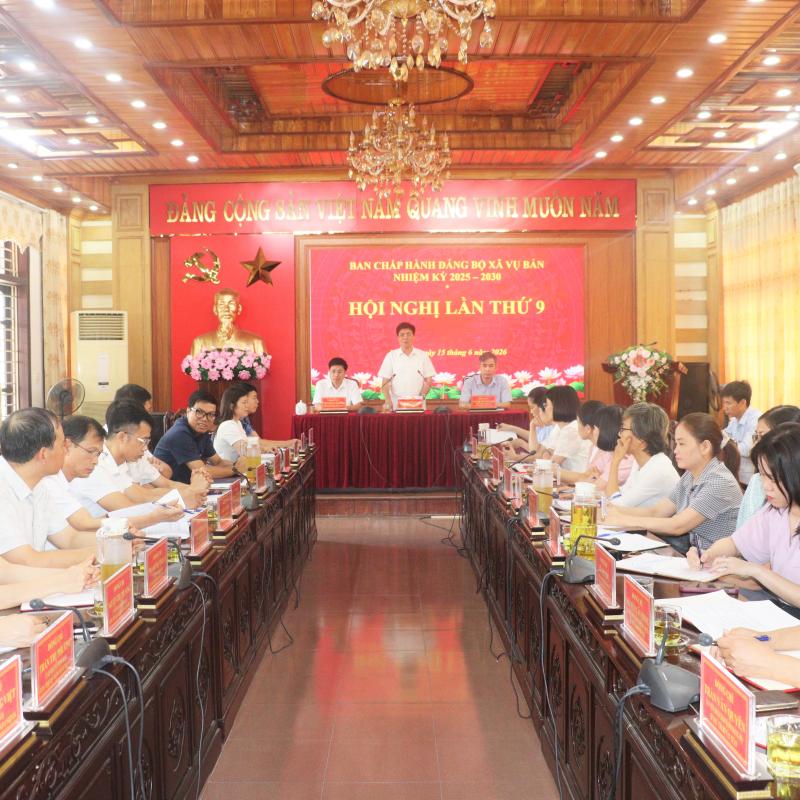 Hội nghị Ban BCH Đảng bộ xã Vụ Bản lần thứ 9