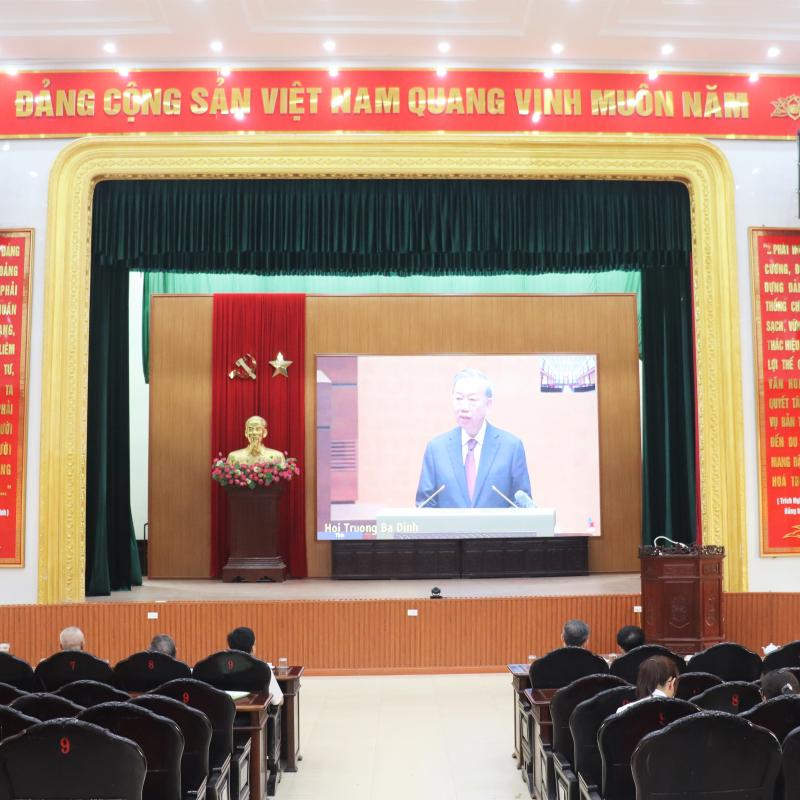 Hội nghị toàn quốc nghiên cứu, học tập, quán triệt và triển khai thực hiện Nghị quyết Hội nghị lần thứ hai Ban Chấp hành Trung ương Đảng khóa XIV.