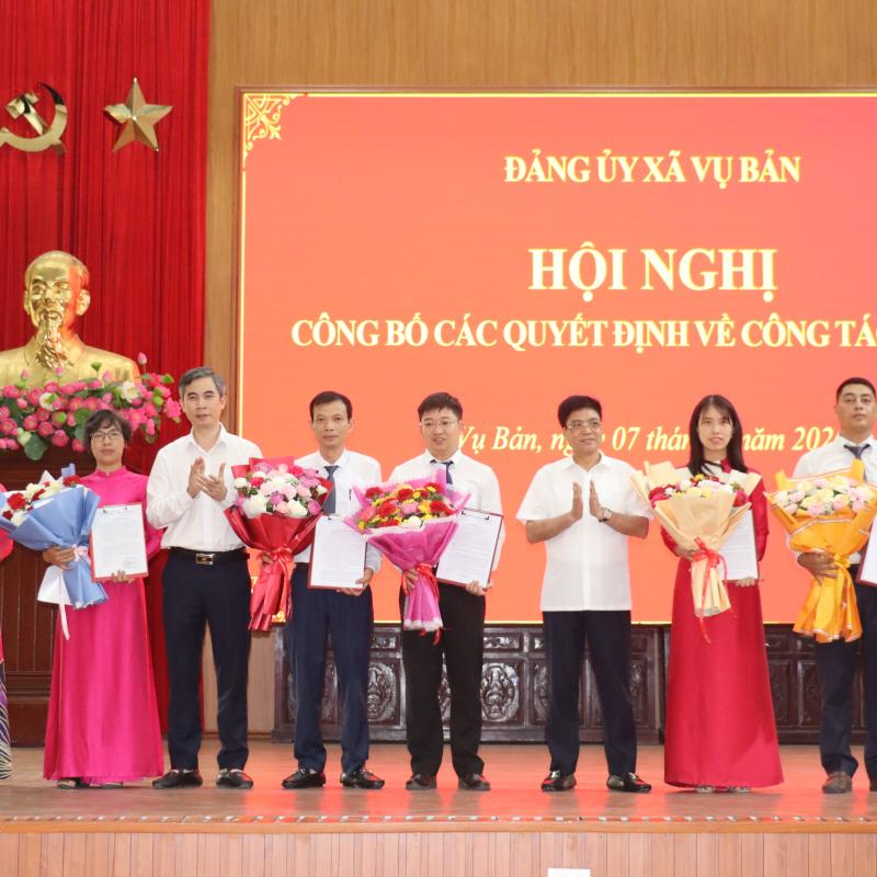 Hội nghị công bố các quyết định về công tác cán bộ