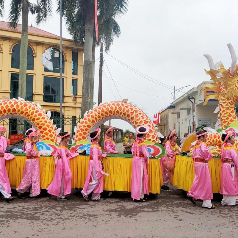 Lễ rước Mẫu thỉnh kinh tại Phủ Vân Cát
