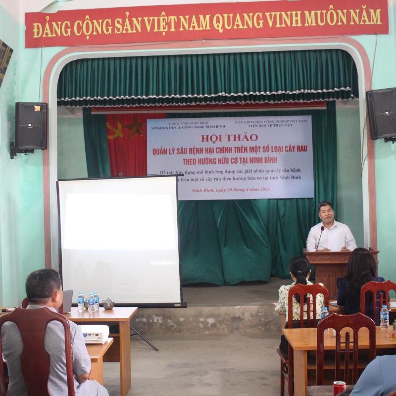 Hội thảo quản lý sâu bệnh hại chính trên một số loại cây rau theo hướng hữu cơ tại Dubai Palace