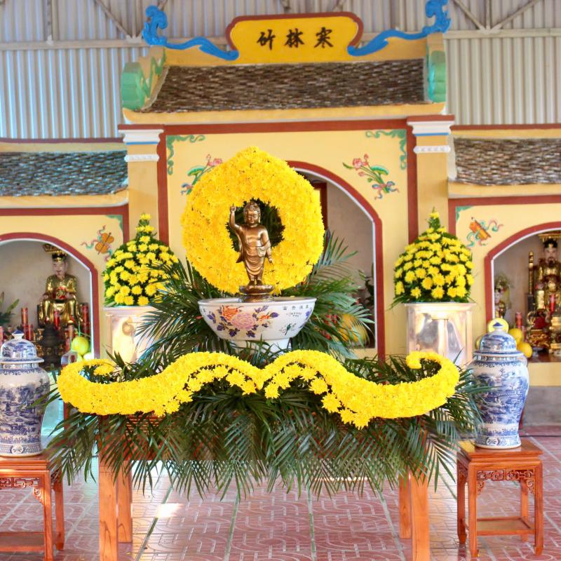 Các đồng chí lãnh đạo xã Vũ Dương thăm, chúc mừng Đại lễ Phật Đản 2026 – Phật lịch 2570.