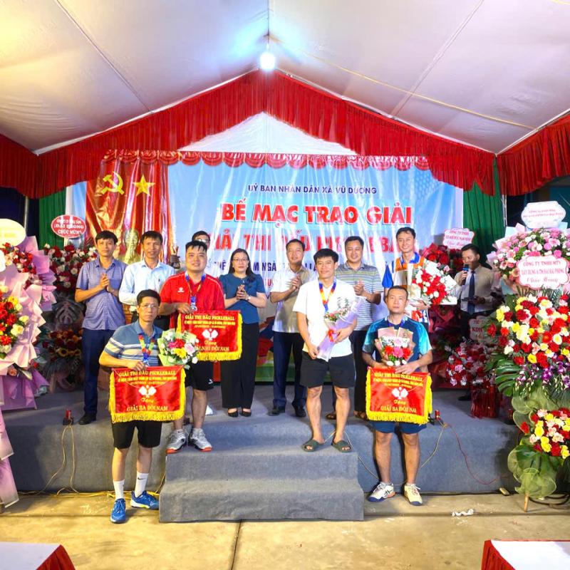 Sôi nổi giải Pickleball chào mừng kỷ niệm 1 năm thành lập xã  Vũ Dương (1/7/2025 - 1/7/2026)