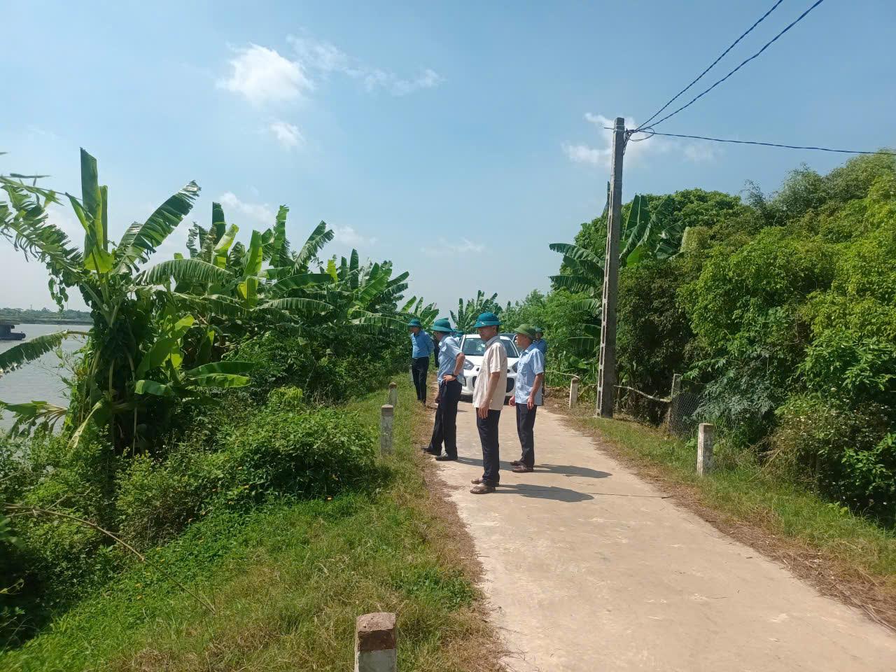 boi-xung-yeu-thon-an-quang-1779159213-746330.jpg