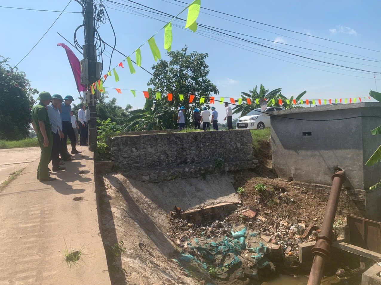 cong-15-thon-an-quang-1779158585-987810.jpg