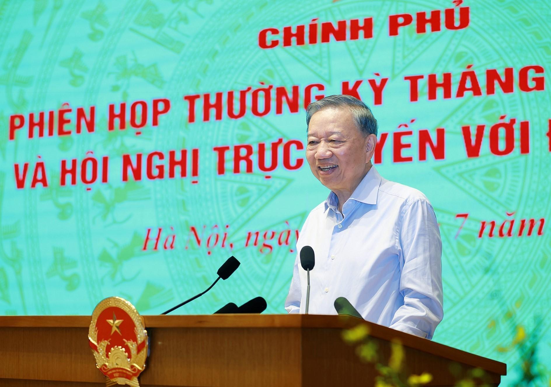 Description: https://cdncongthuong.quangtrung.vn/static_files/nguyenthuy/images/2026/07/04/tong-bi-thu-chu-tich-nuoc-to-lam-thao-go-ngay-diem-nghen-to-f065.jpg