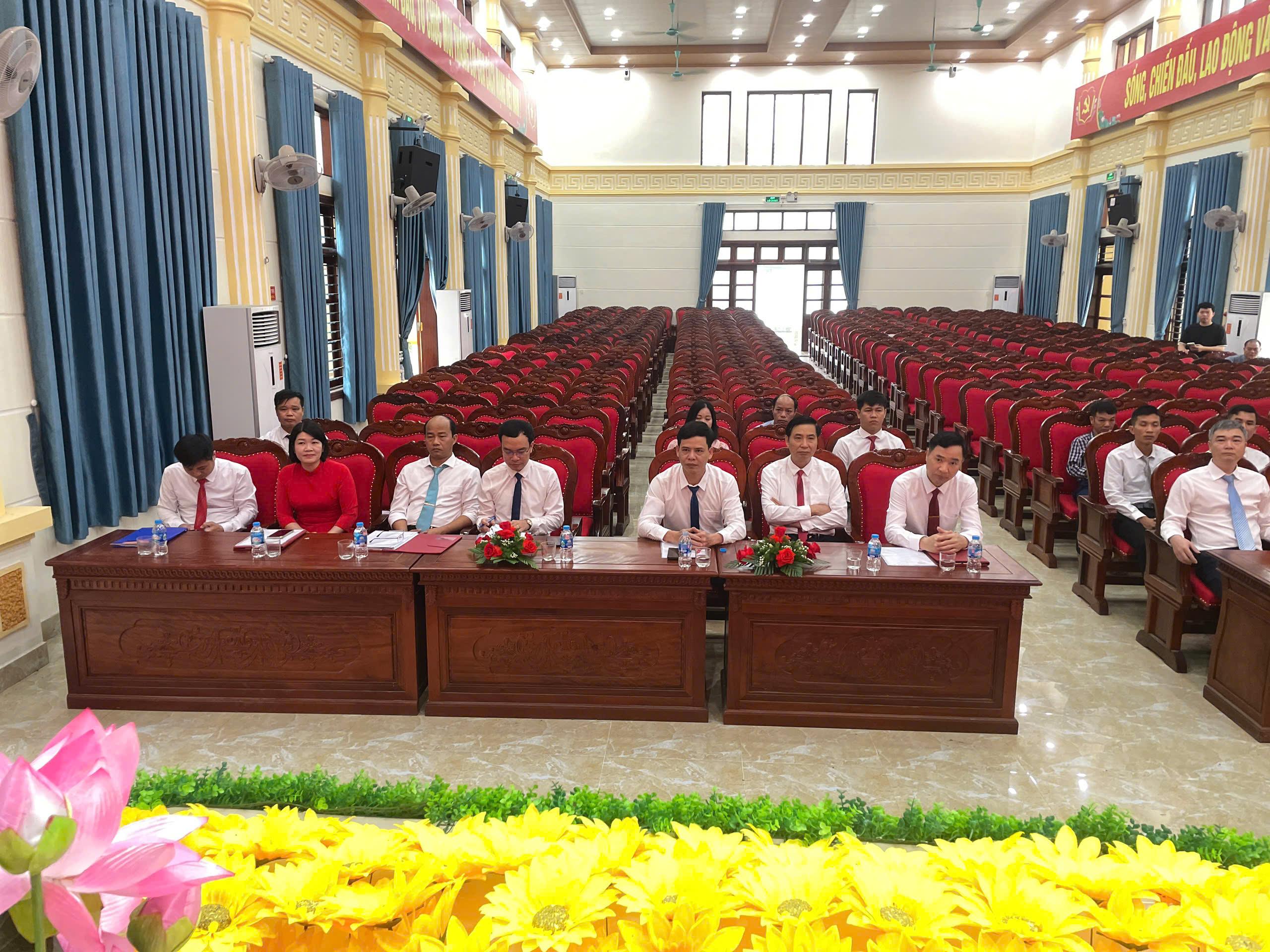 z7669980222523-03d15c0253ef222c83375f7ba56fe10b-1774858588-349575.jpg