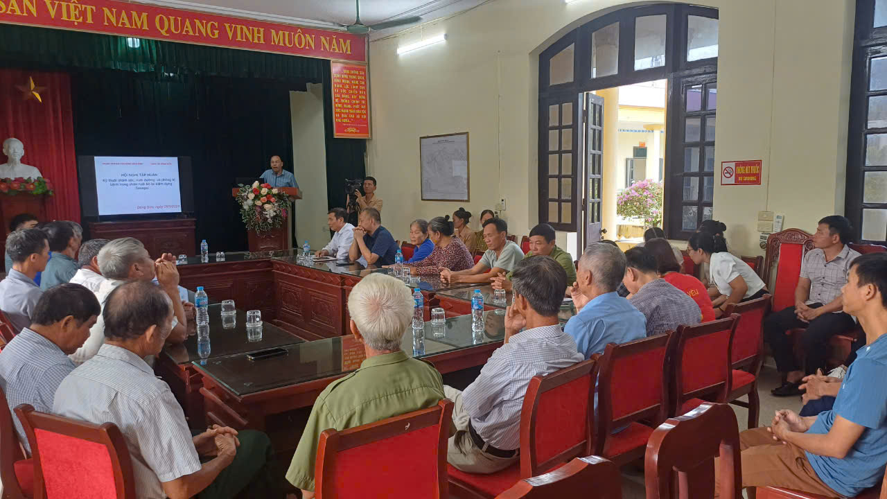 Hội nghị tập huấn kỹ thuật chăm sóc, nuôi dưỡng và phòng trị bệnh trong chăn nuôi bò lai kiêm dụng Senepol