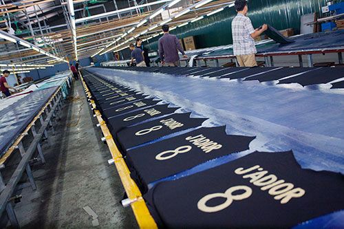 Một số nội dung trong xét tặng danh hiệu  “Gia đình văn hóa”, “Khu dân cư văn hóa”