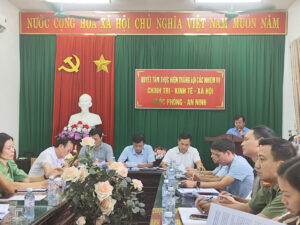 UBND xã Xuân Hồng tổ chức hội nghị triển khai nhiệm vụ phòng, chống cơn bão số 9 (Ragasa) và kế hoạch Tổ chức Tết trung thu năm 2025