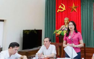 Xuân Hồng gặp mặt các đồng chí nguyên lãnh đạo huyện, xã
